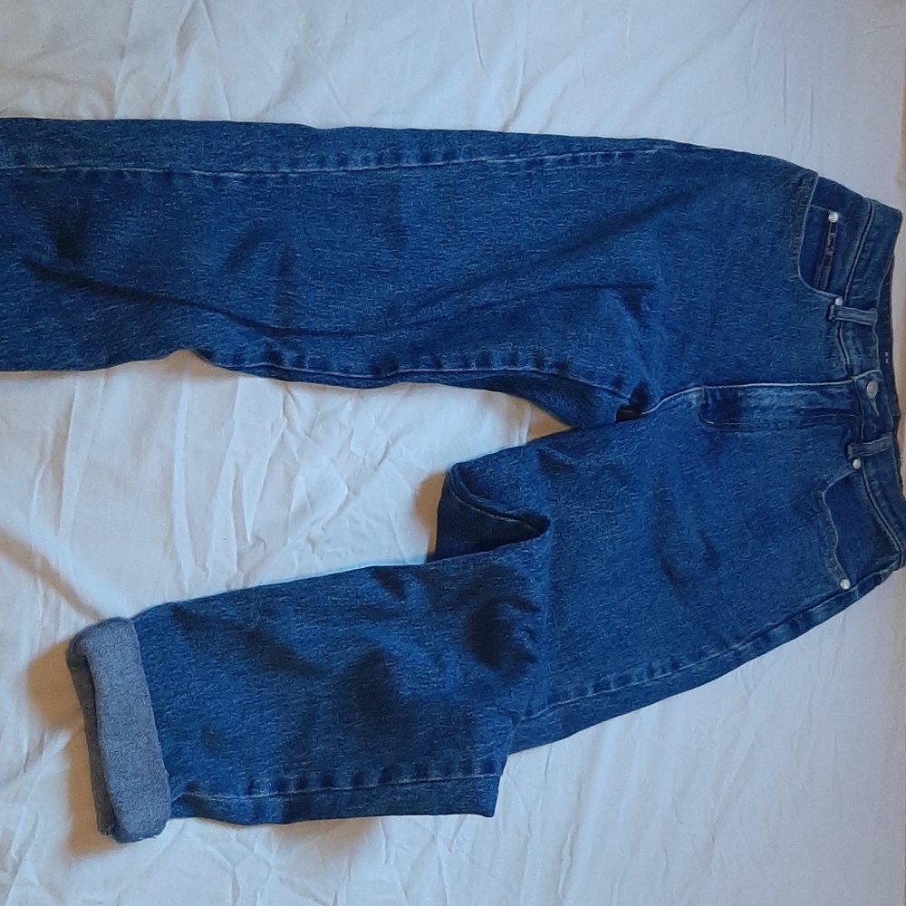 High waisted jeans